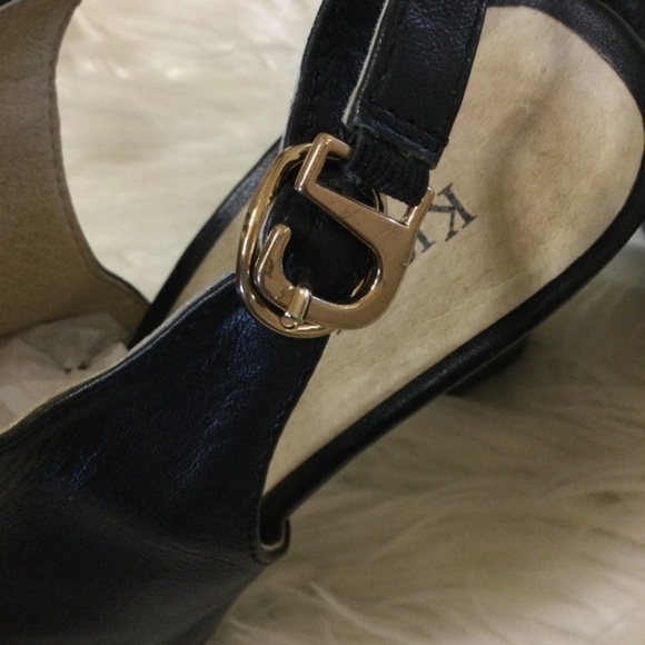 Kiss Kiss Italy Black Leather with‎ Rhinestones Peep Toe Sandals Size 7.5 NWOT - Picture 10 of 13